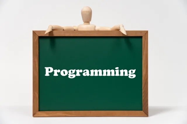 プログラミングが無理だった人がチャレンジしたプログラム言語